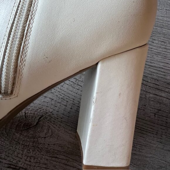 Marc Fisher Womens Glorify Leather Pointed Toe Zipper Boots Ivory Size 10 - Picture 12 of 12